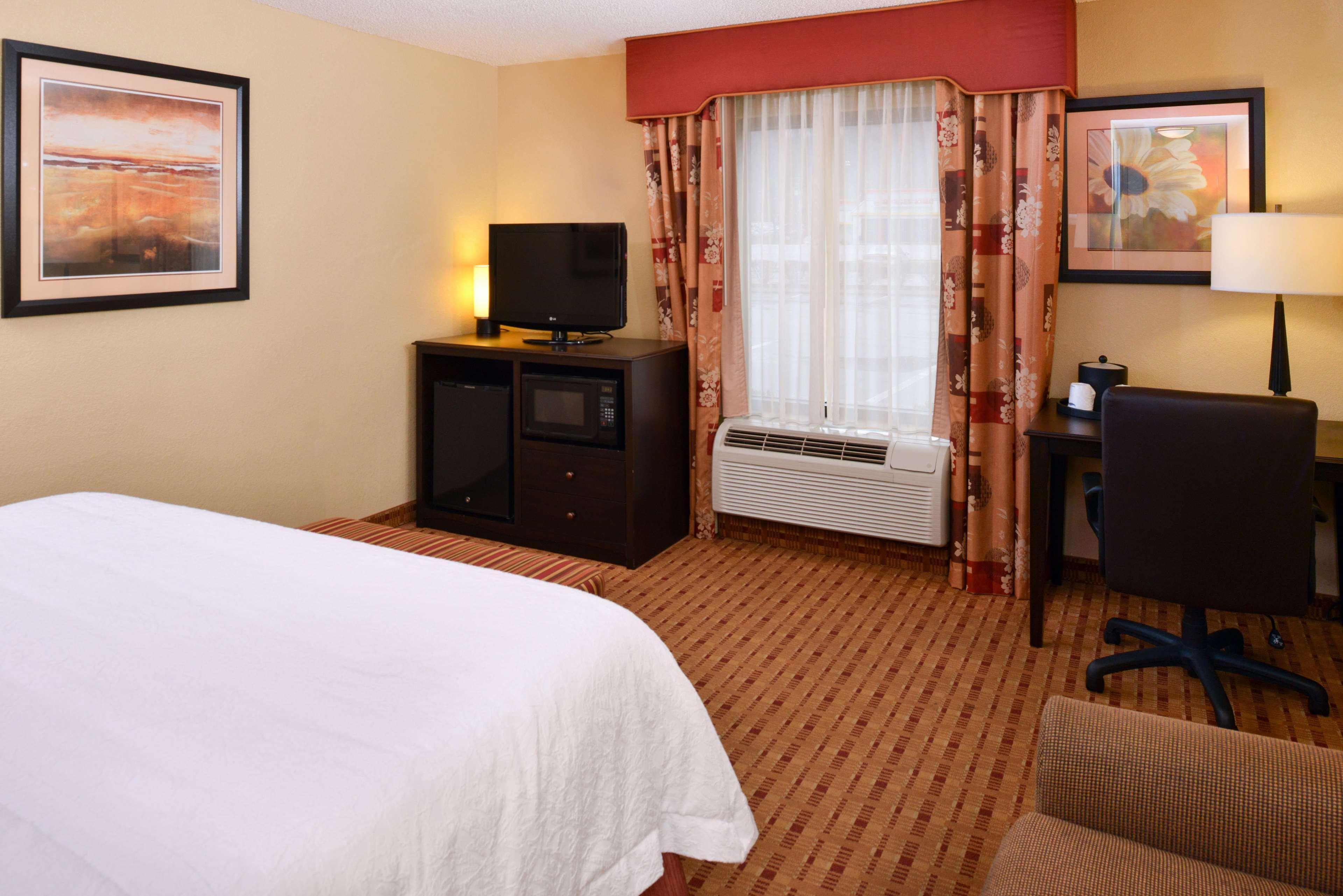Hampton Inn Williamsburg Exterior foto